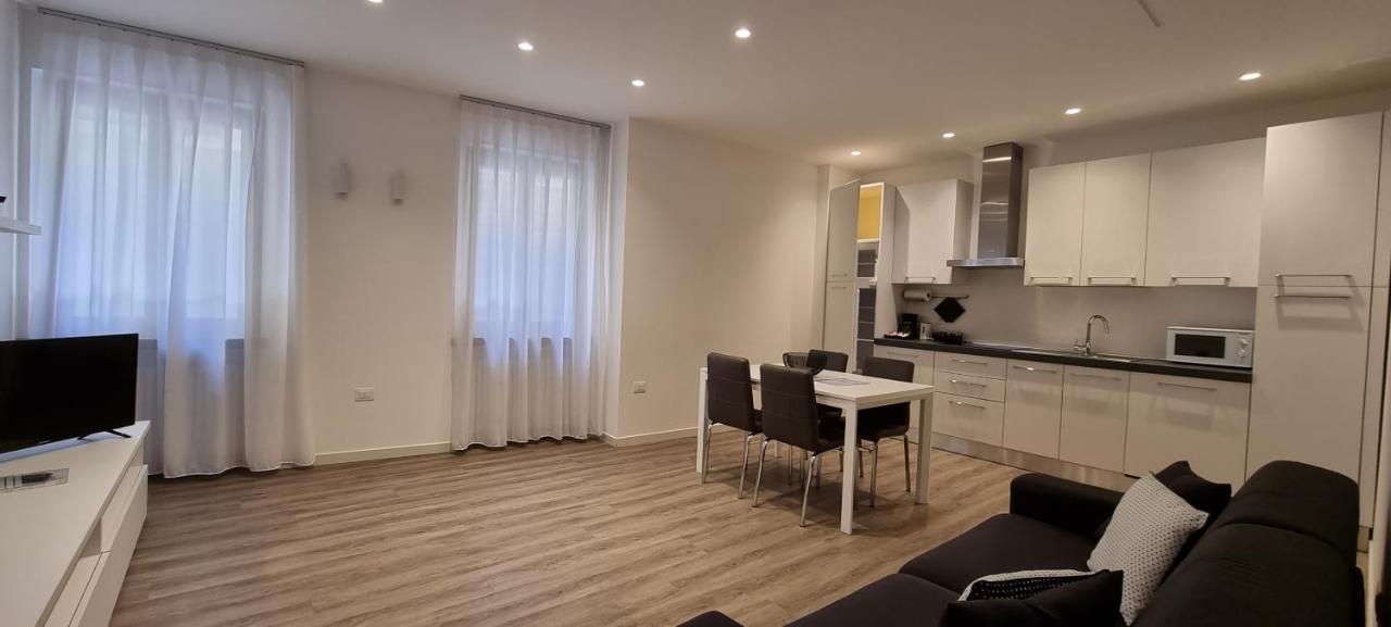 Apartment Rivappartamenti Riva del Garda